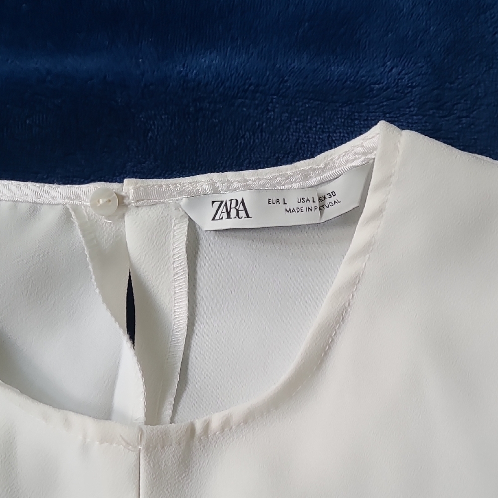 Zara Ivory Buttoned Blouse Size L
